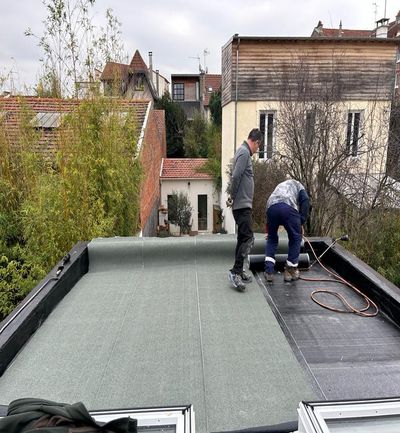 Artisan couvreur pour tous vos travaux de couverture à Montesson -  Établissement Broly dans les Yvelines (78)