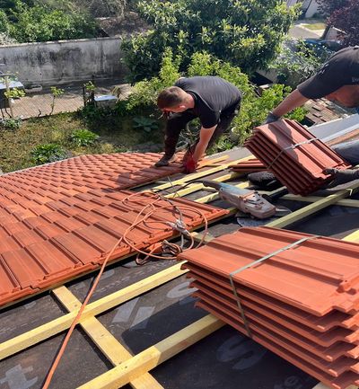 Artisan couvreur pour tous vos travaux de couverture à Montesson -  Établissement Broly dans les Yvelines (78)