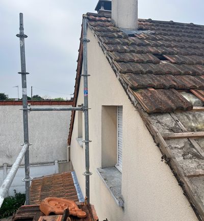 Artisan couvreur pour tous vos travaux de couverture à Montesson -  Établissement Broly dans les Yvelines (78)